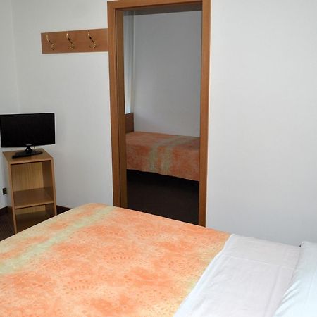 Hotel Villa Regina Levico Terme Eksteriør bilde