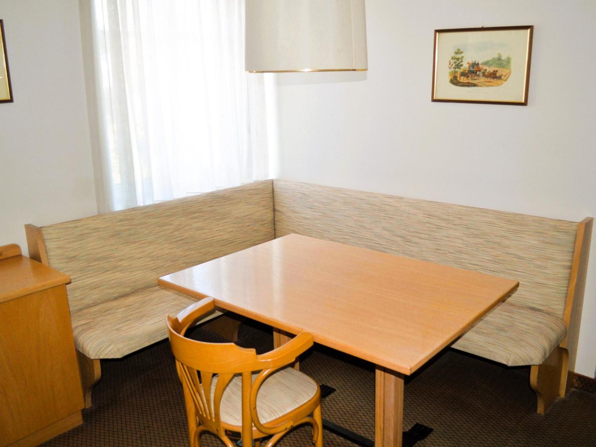 Hotel Villa Regina Levico Terme Eksteriør bilde