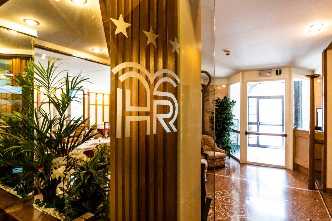 Hotel Villa Regina Levico Terme Eksteriør bilde