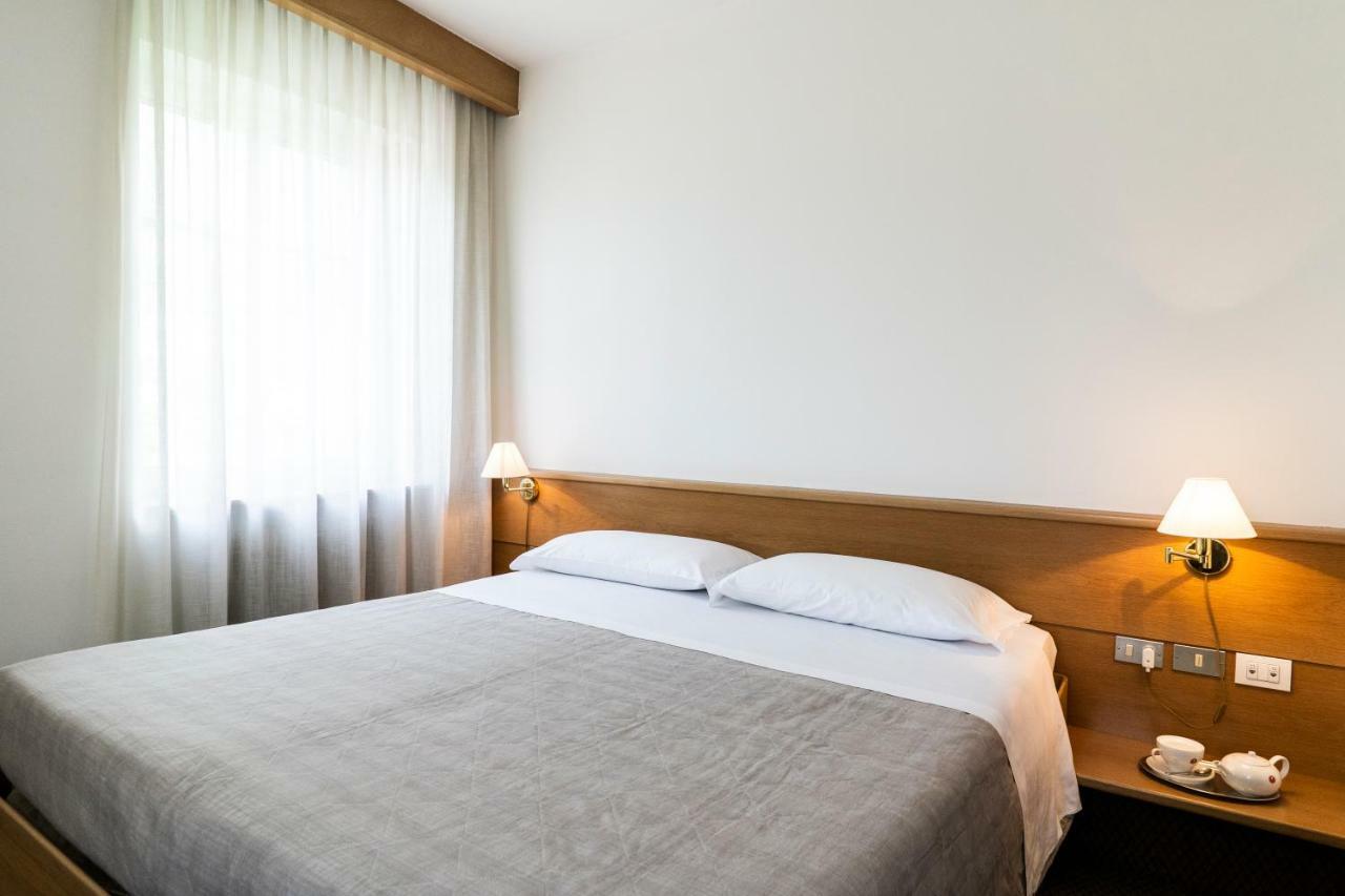 Hotel Villa Regina Levico Terme Eksteriør bilde